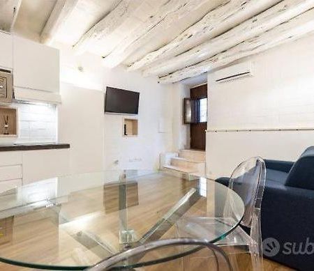 Abbalughente Central Rooms 卡利亚里 外观 照片