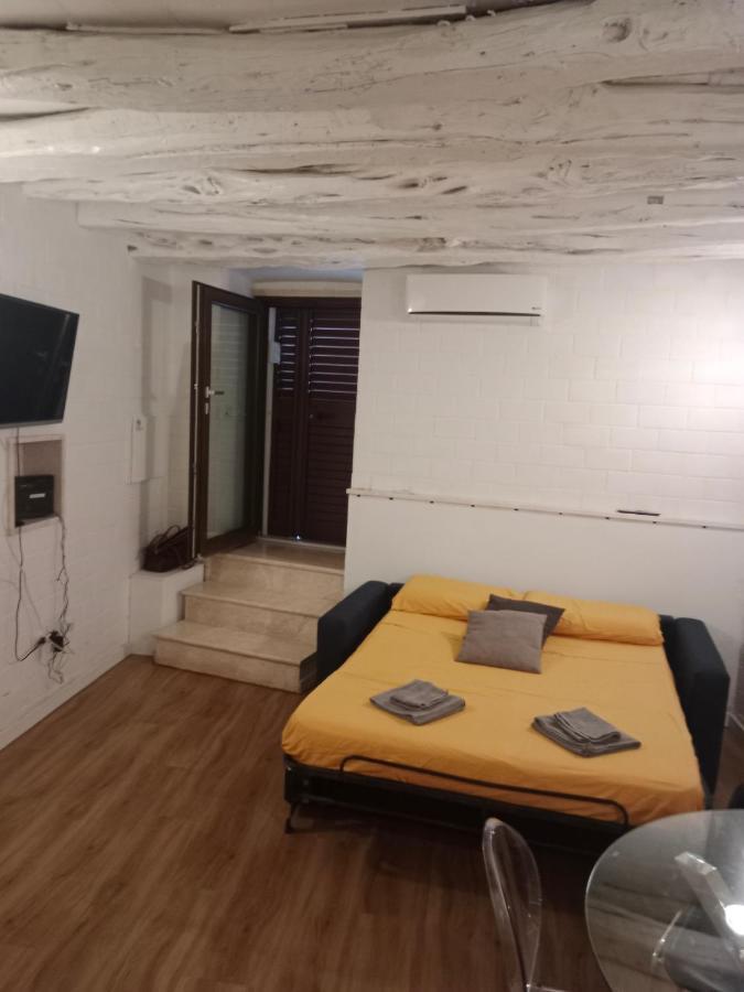 Abbalughente Central Rooms 卡利亚里 外观 照片