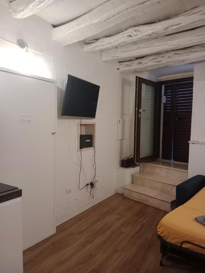 Abbalughente Central Rooms 卡利亚里 外观 照片